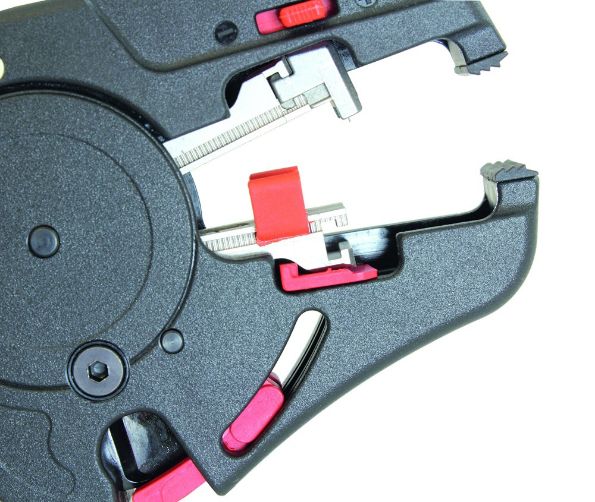 Afbeelding - https-www-ez-catalog-nl-Asset-b4b01b8c26dc4aa4a7daac9715b268ba-ImageFullSize-Det-Z57000106SB-AutomAbisolierzange-Messer-02-jpg